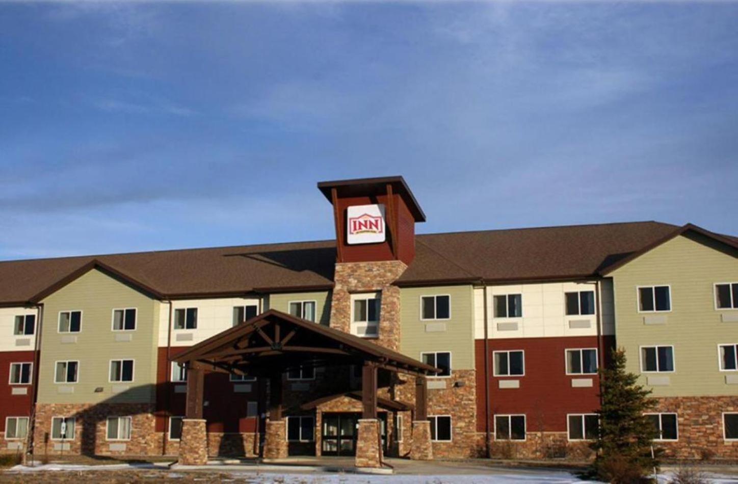 Inn At Hunters Run Watford City Exterior foto